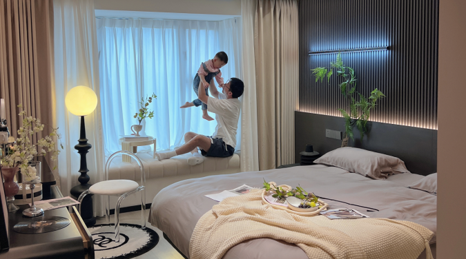 98㎡奶油灰潮家，卧室设计被邻居争着抄作业!