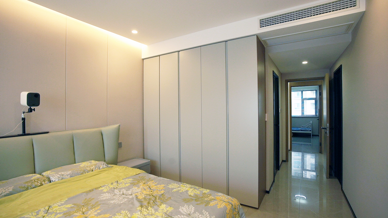 温馨配色+超强收纳，这个135平简约风三居室美到了心趴上